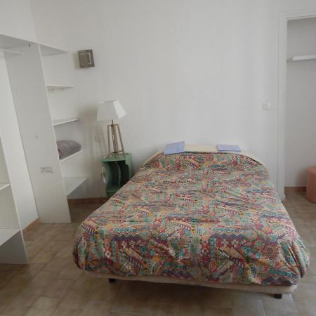 25 F Mistral 1 Er G Appartement Coursan Buitenkant foto