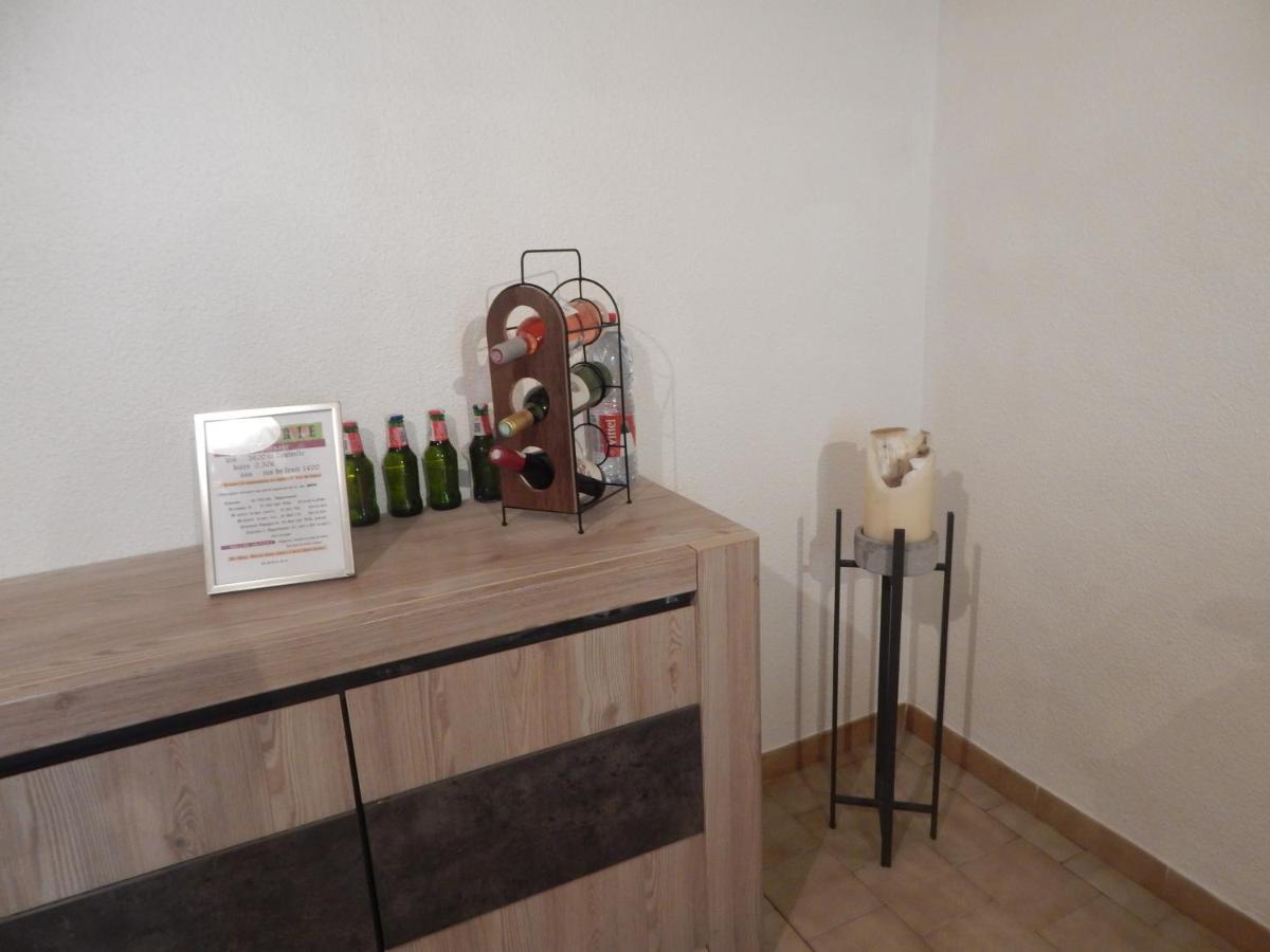 25 F Mistral 1 Er G Appartement Coursan Buitenkant foto